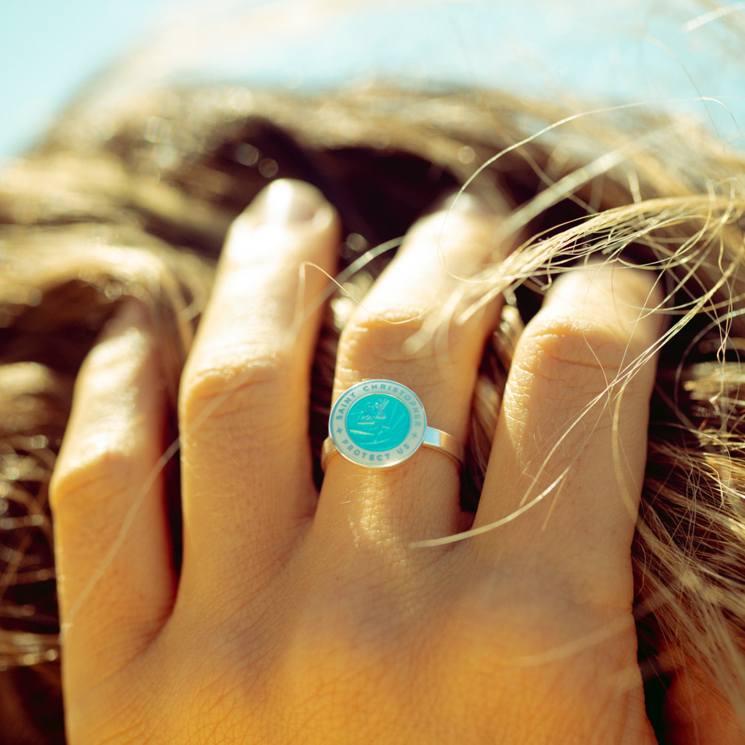 St. Christopher Ring Aqua / White