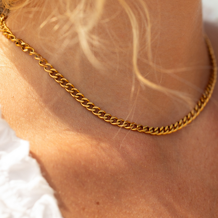 Curb Chain - Gold
