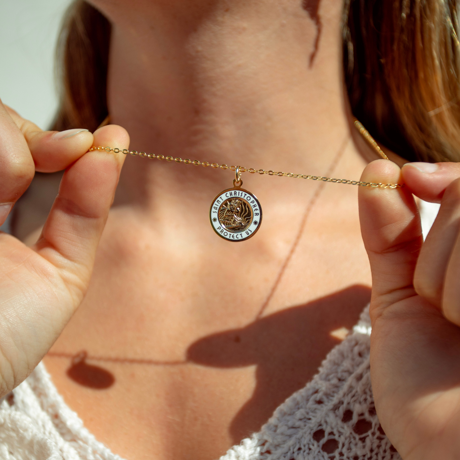 Medium - Gold / White