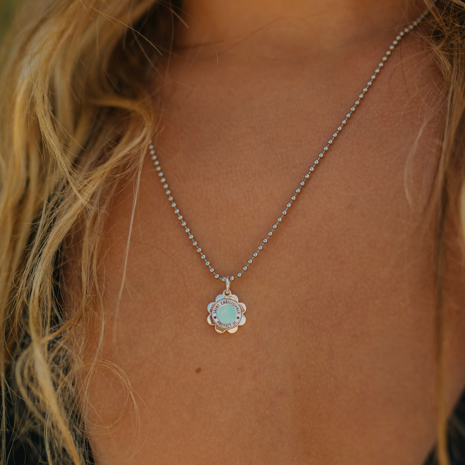 Flower - Aqua / White