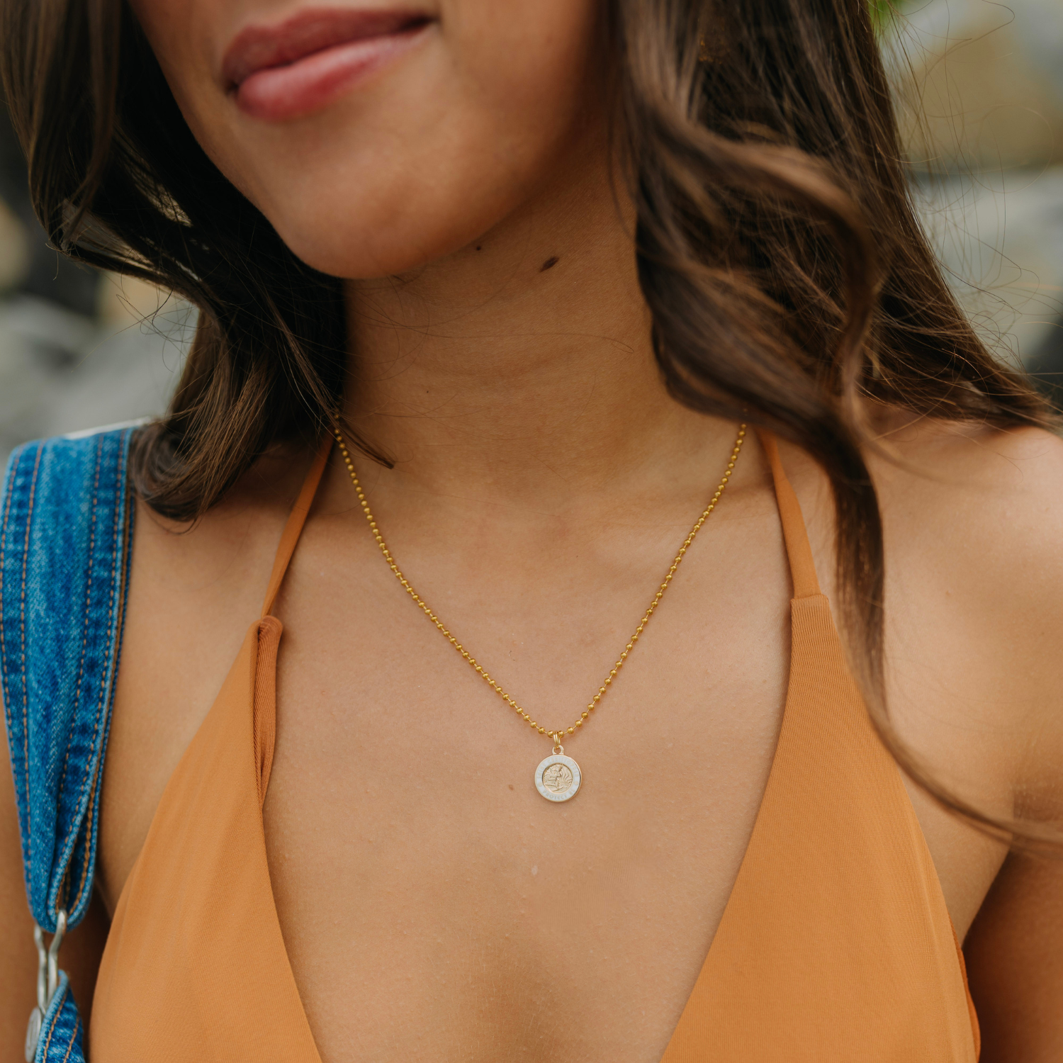 Small - Gold / White