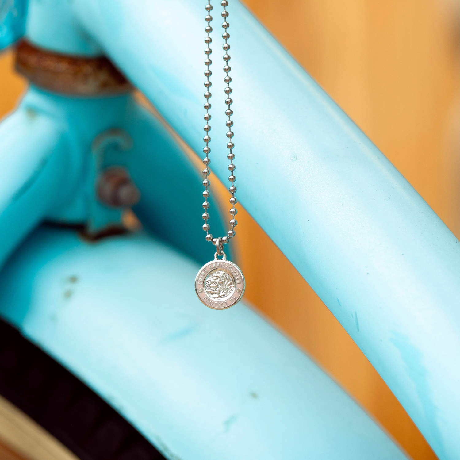 Medium - Silver / Petal